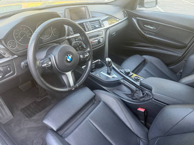 2015 BMW 3 Series 320i xDrive
