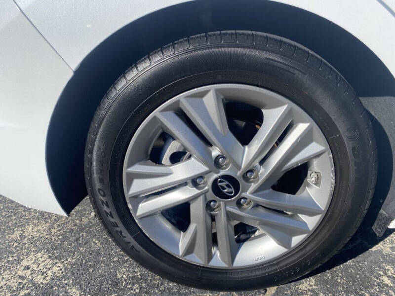 2020 Hyundai Elantra