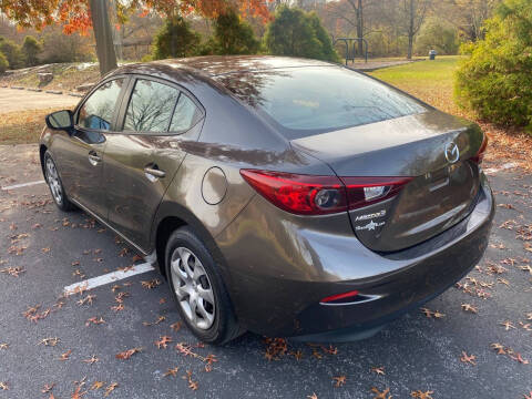 2015 Mazda MAZDA3 i SV