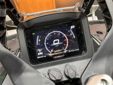 2025 CFMoto CForce 1000 Overland