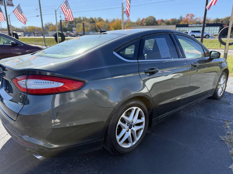 2015 Ford Fusion SE