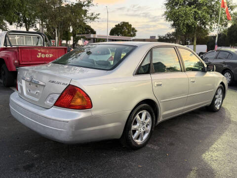 2001 Toyota Avalon XLS