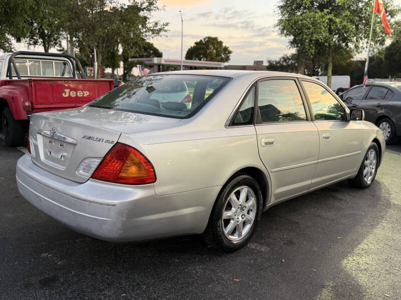 2001 Toyota Avalon XLS