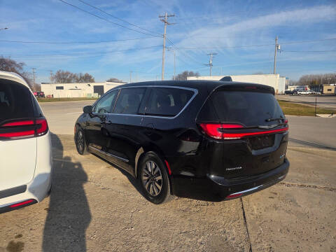 2022 Chrysler Pacifica Hybrid Limited