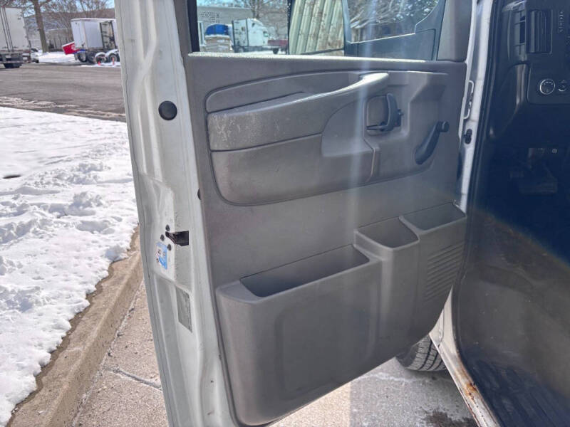 2015 GMC Savana 3500