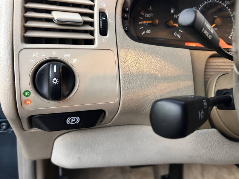 1999 Mercedes-Benz E-Class E 320 4MATIC