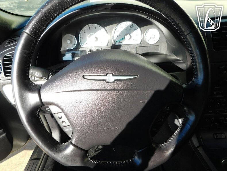 2003 Ford Thunderbird