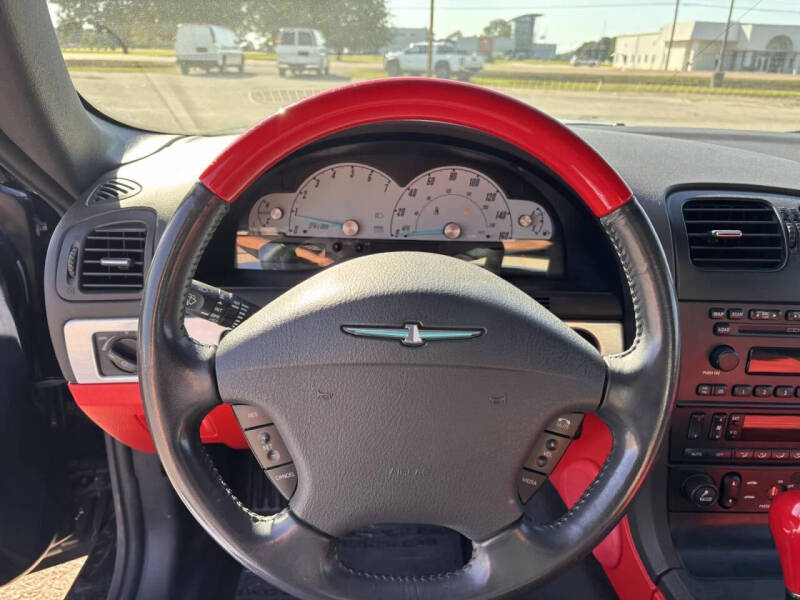 2002 Ford Thunderbird Deluxe