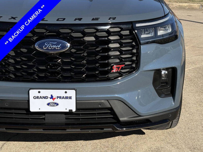 2025 Ford Explorer ST