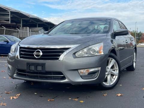 2014 Nissan Altima for sale at MAGIC AUTO SALES in Little Ferry NJ