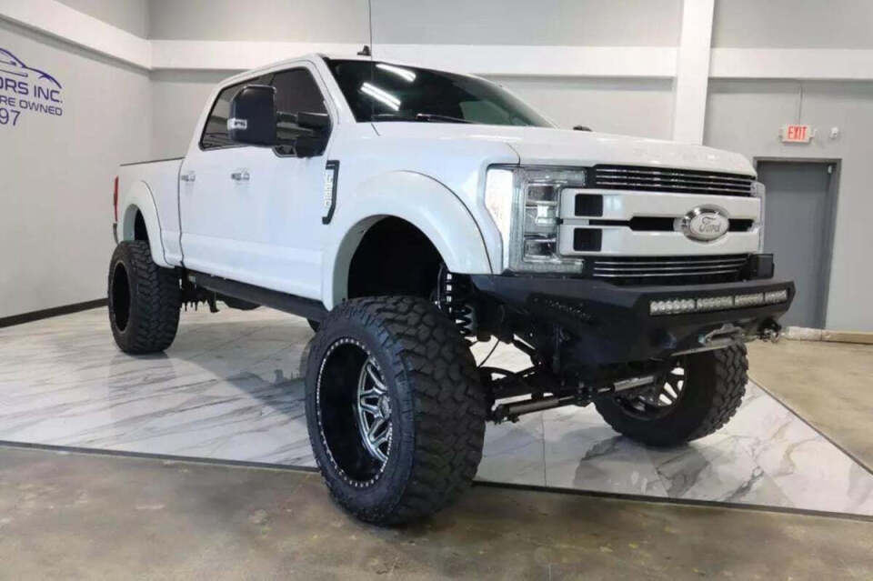 2019 Ford F-250 Super Duty for sale at IMD MOTORS, INC in Dallas, TX