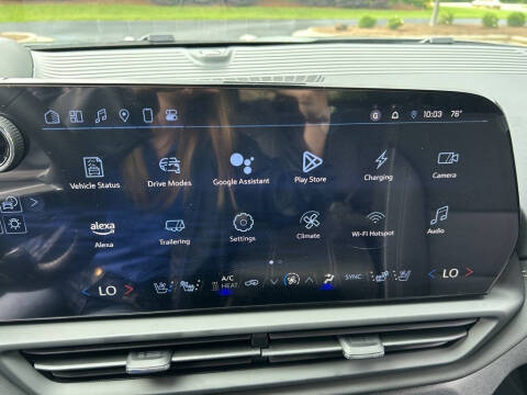 2025 Chevrolet Silverado EV LT