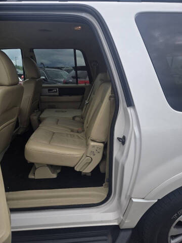 2017 Ford Expedition EL XLT