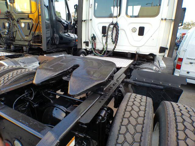 2016 Freightliner Cascadia