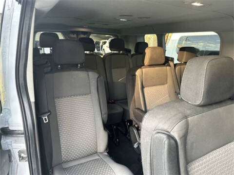 2023 Ford Transit 350 XLT