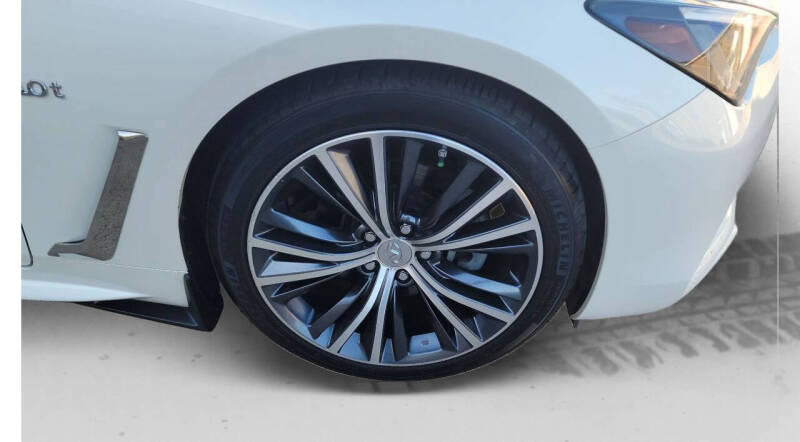 2019 Infiniti Q60