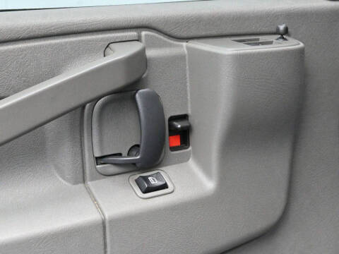 2022 Chevrolet Express 2500