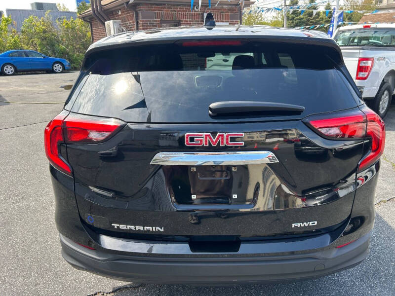 2021 GMC Terrain SLE