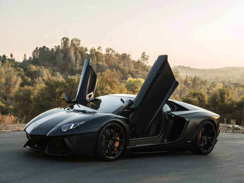 2013 Lamborghini Aventador LP 700-4