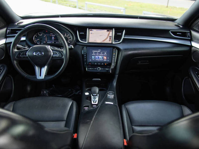 2020 Infiniti QX50 Essential