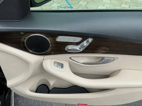 2018 Mercedes-Benz C-Class C 300