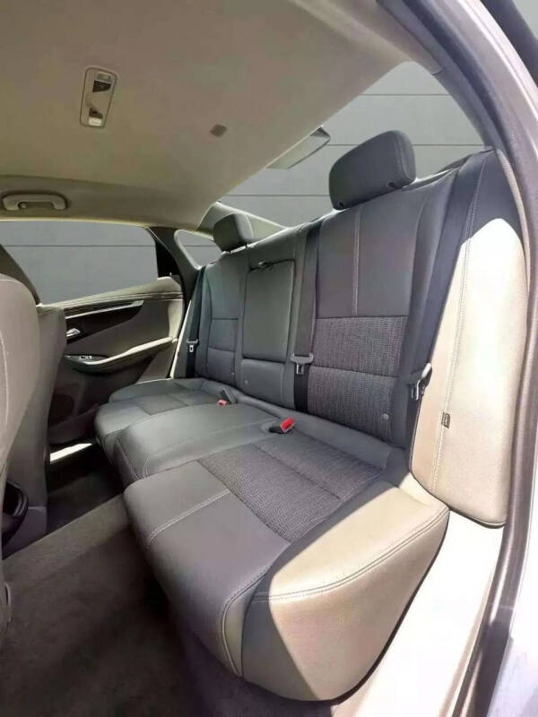 2017 Chevrolet Impala LT