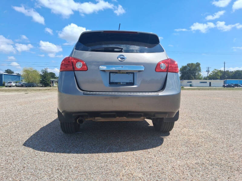 2011 Nissan Rogue SV