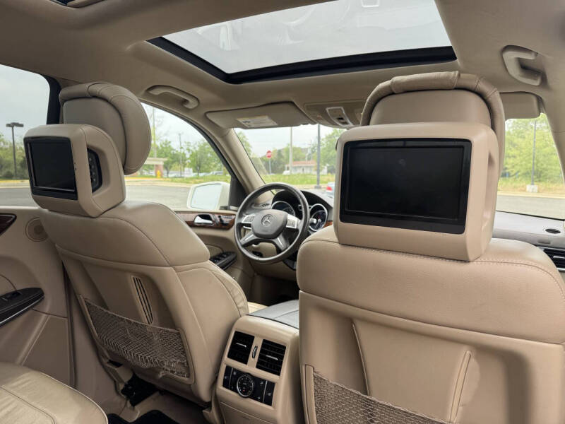 2014 Mercedes-Benz GL-Class GL 550 4MATIC