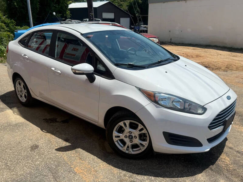 2015 Ford Fiesta SE