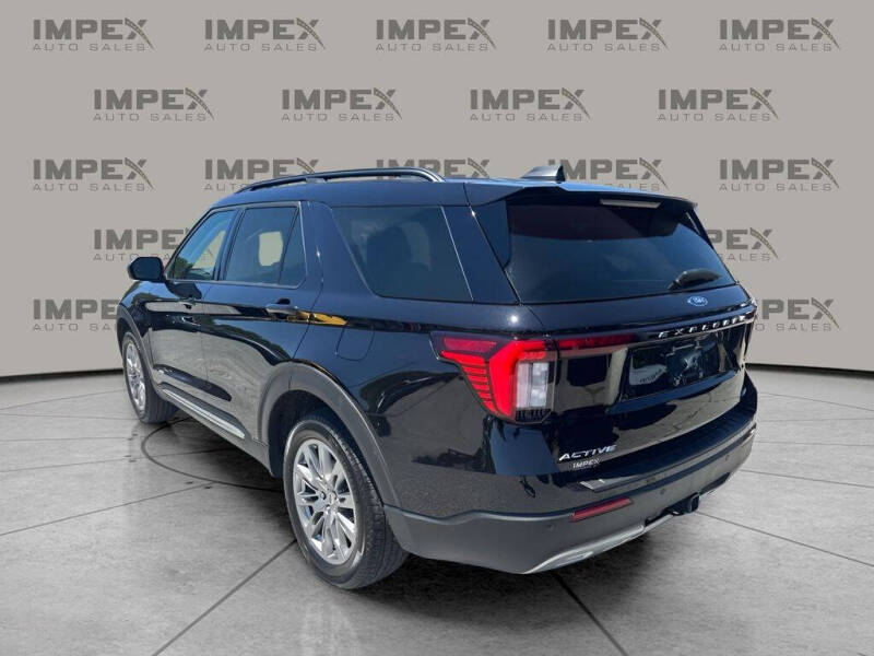 2025 Ford Explorer Active