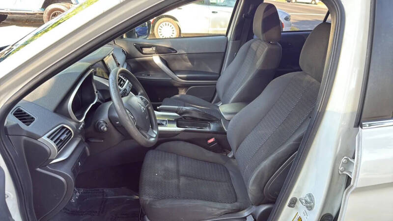 2020 Mitsubishi Eclipse Cross ES