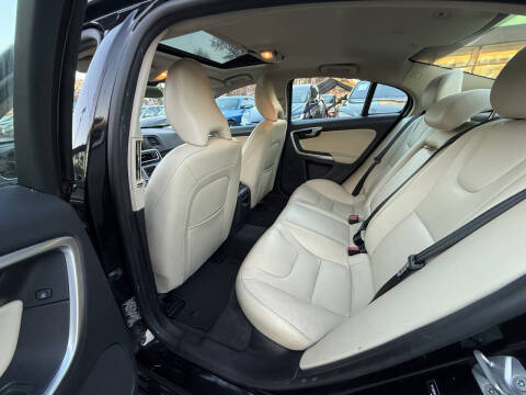 2017 Volvo S60 T5 Dynamic