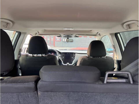 2023 Subaru Outback Premium