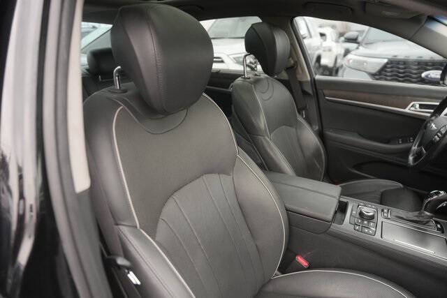 2015 Hyundai Genesis