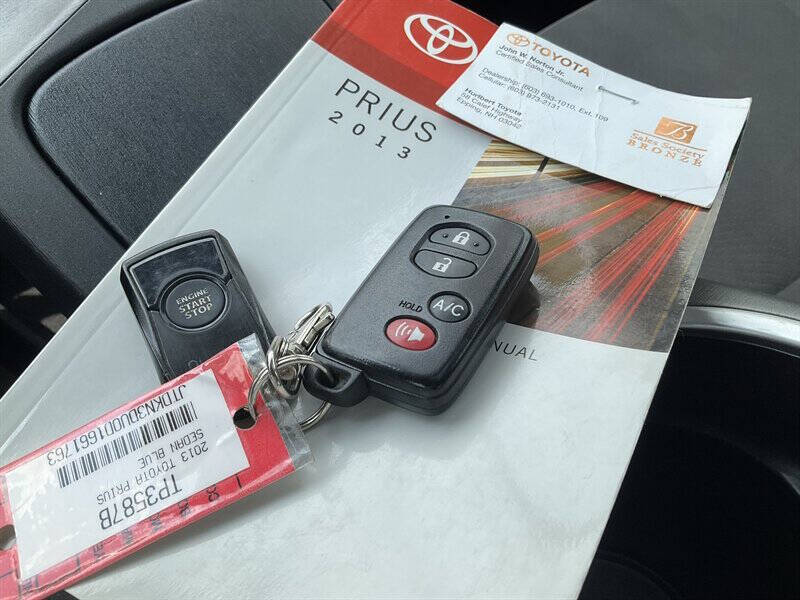 2013 Toyota Prius Three