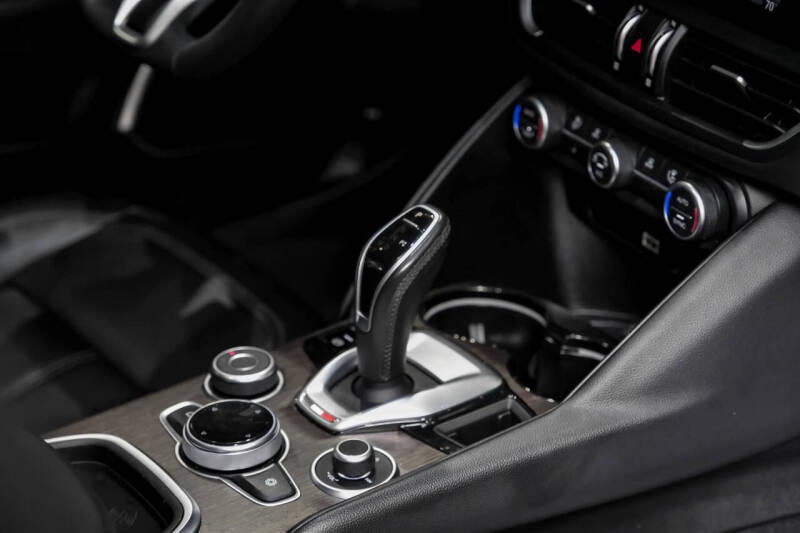 2021 Alfa Romeo Giulia