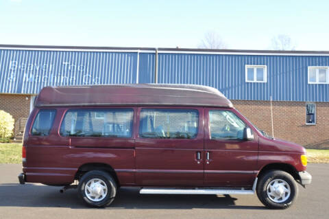 2005 Ford E-Series E-350 SD XLT