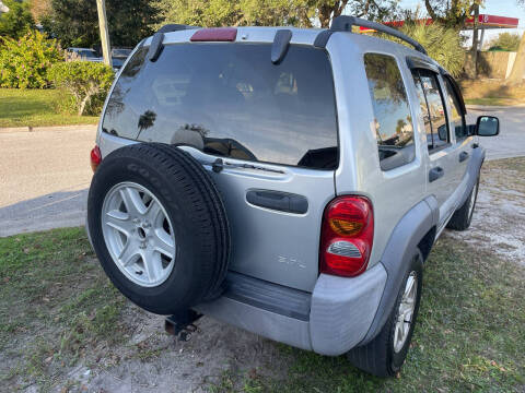 2004 Jeep Liberty Sport