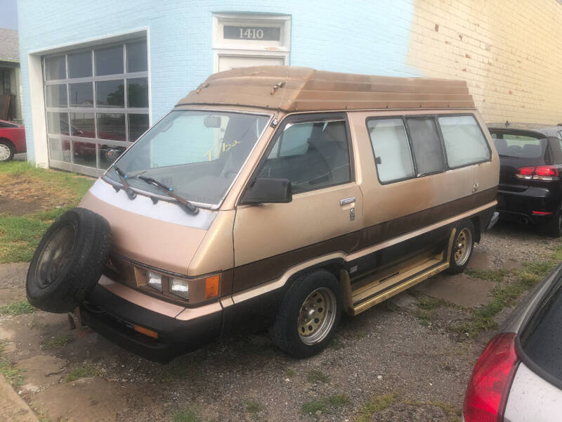 second hand toyota vans for sale