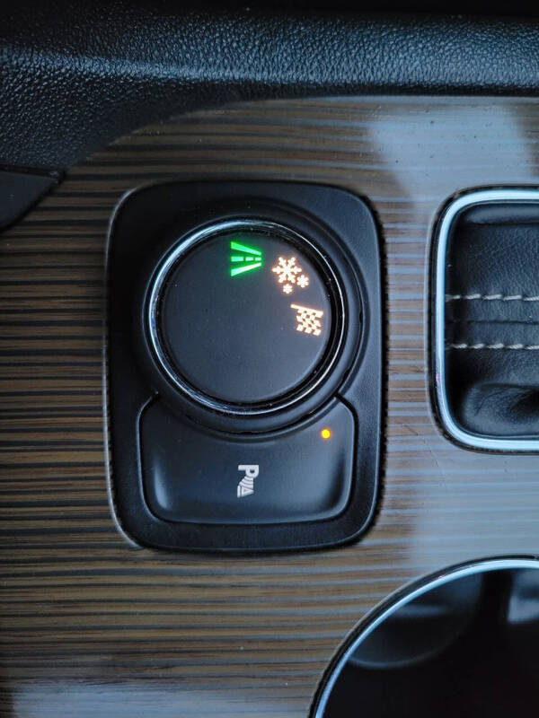 2017 GMC Acadia SLE-2