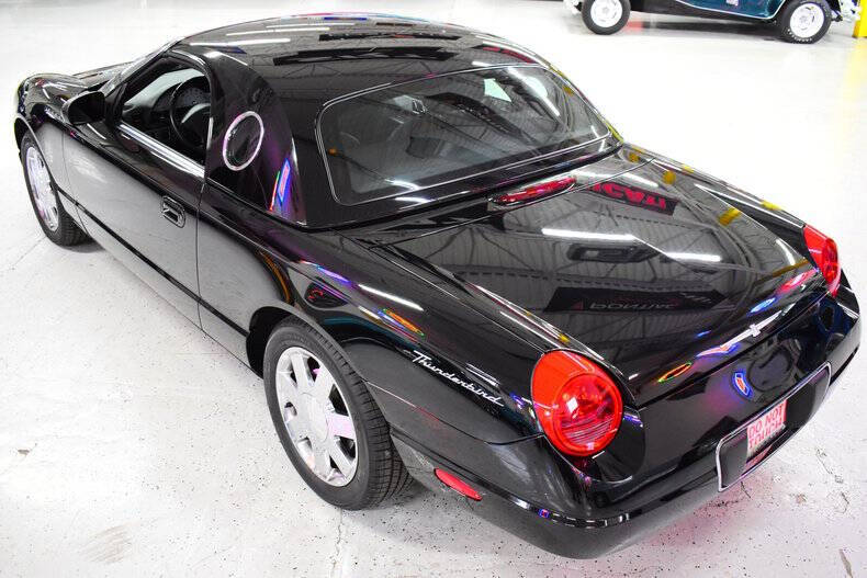 2002 Ford Thunderbird Deluxe