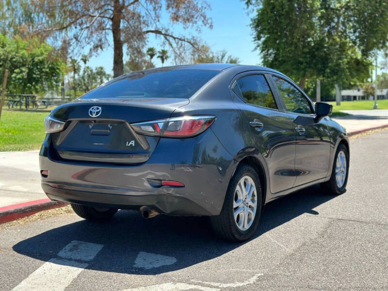 2017 Toyota Yaris iA