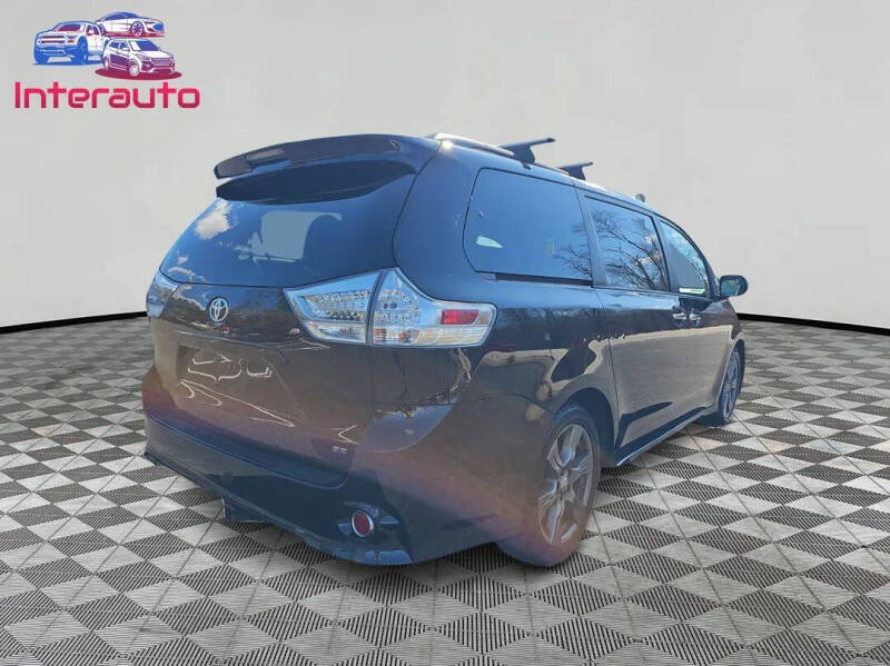 2017 Toyota Sienna