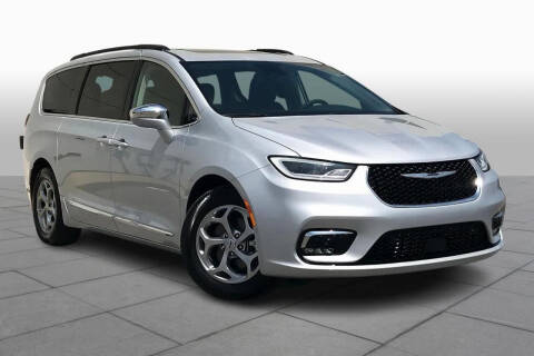 2022 Chrysler Pacifica for sale at CU Carfinders in Norcross GA