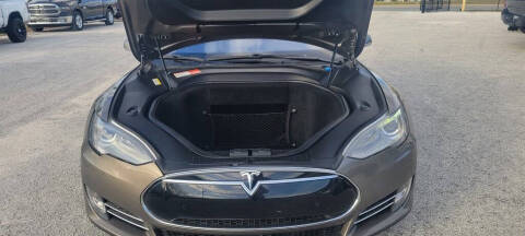 2015 Tesla Model S 70