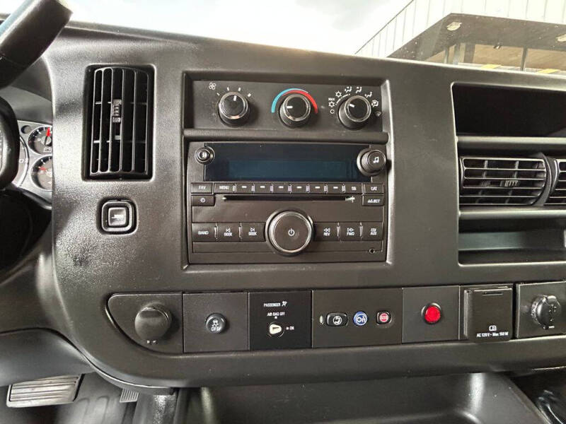 2016 Chevrolet Express 2500