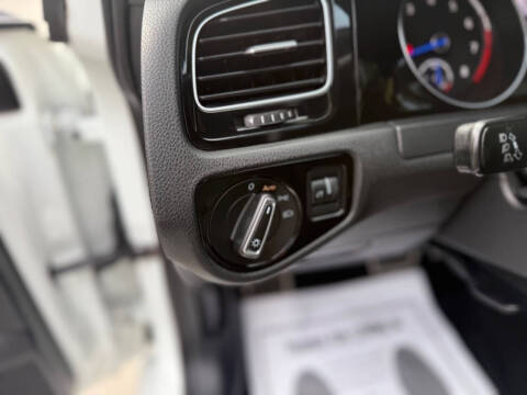 2015 Volkswagen Golf R 4Motion