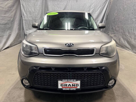 2016 Kia Soul +