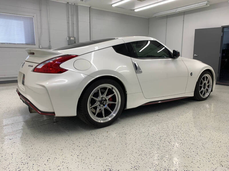 2016 Nissan 370Z Coupe NISMO photo 8