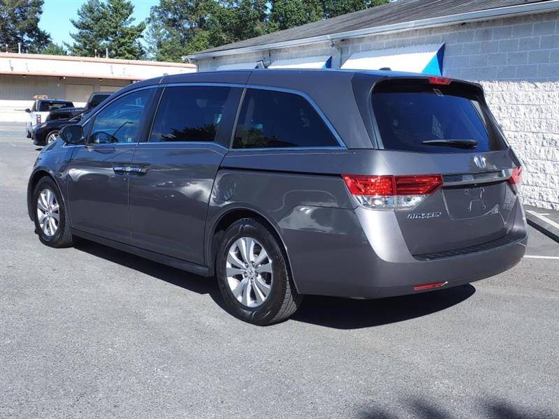 2016 Honda Odyssey EX-L photo 6